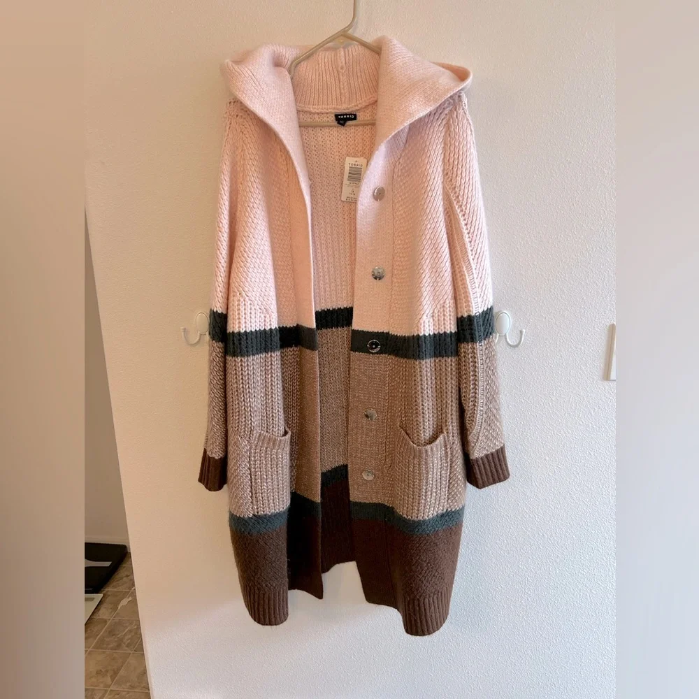 NWT Torrid Coatigan with Hood! - Picture 1 of 9